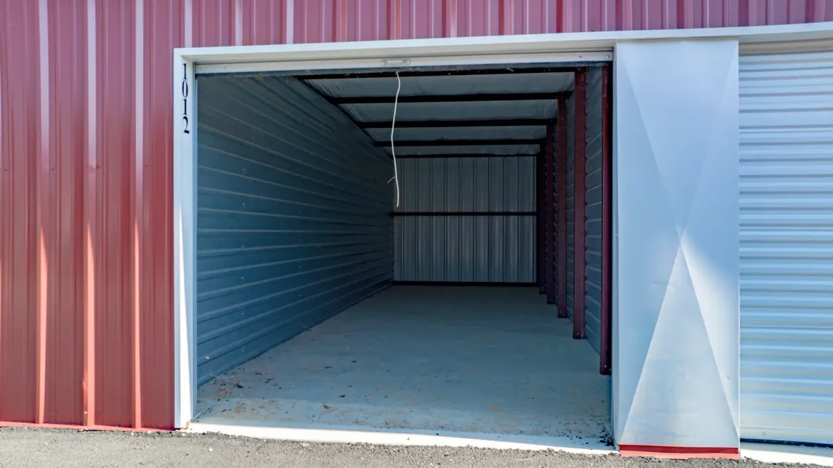 Exterior storage units of Flint, TX self storage facility.