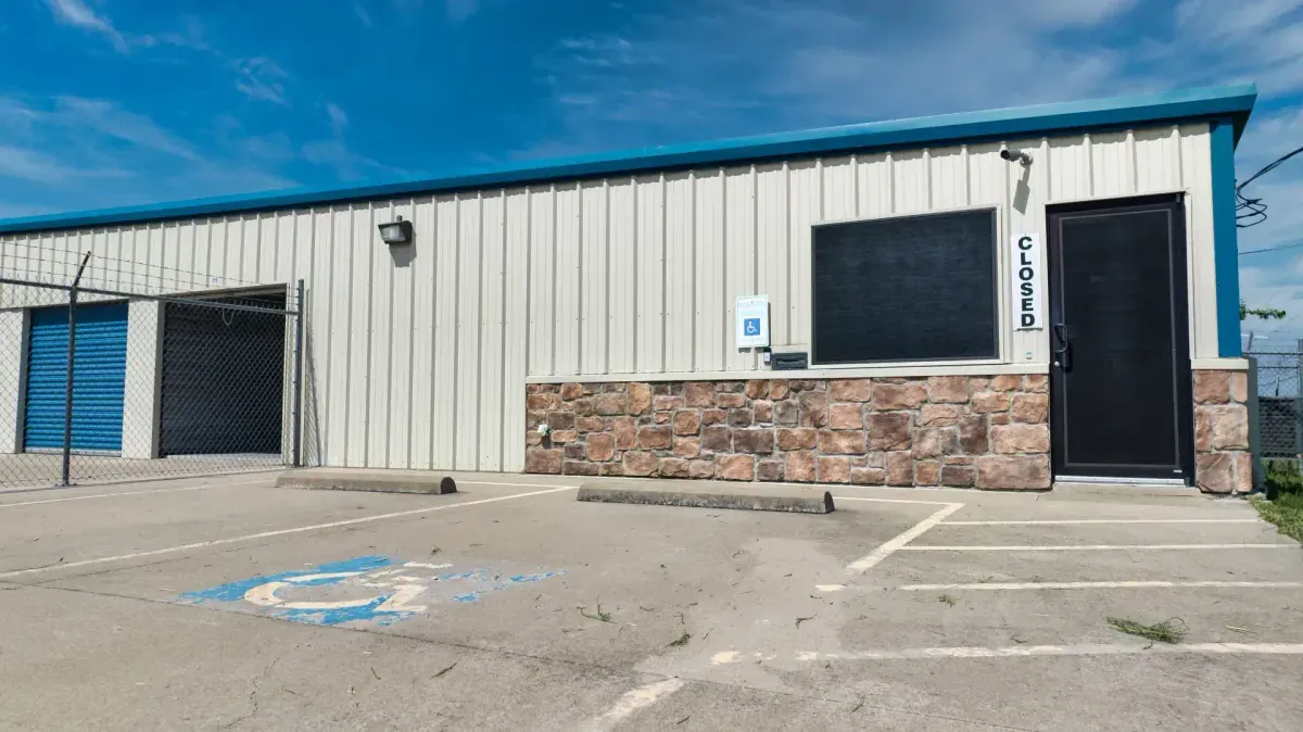 Exterior of office at Mexia, TX self storage facility.