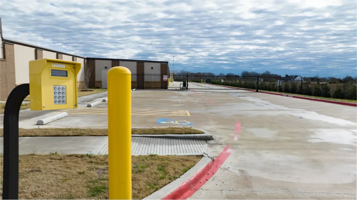 Exterior of facility at Midlothian, TX self storage facility.